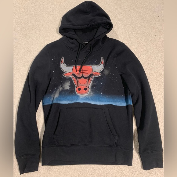Hollister Other - Mens Hollister nba bulls hoody